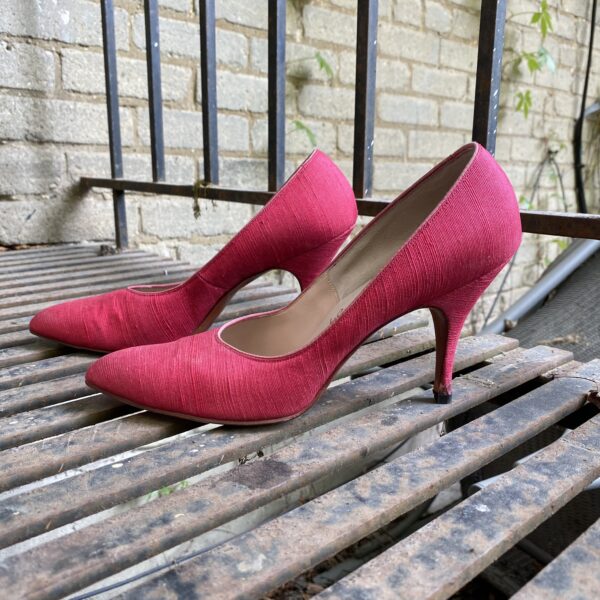 Pink Troyling high heeled shoes