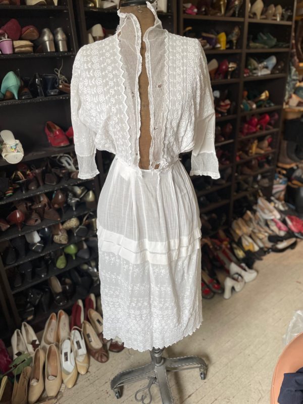 Edwardian tea dress in eyelet cotton and lace